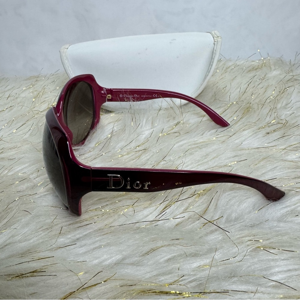Dior Women's Burgundy Sunglasses - Picture 6 of 9